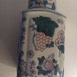 Asian-patterned porcelain candy box
