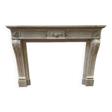 Louis XVI style fireplace in white Carrara marble, 19th century
