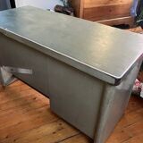 Flambo desk from the 50s in metal