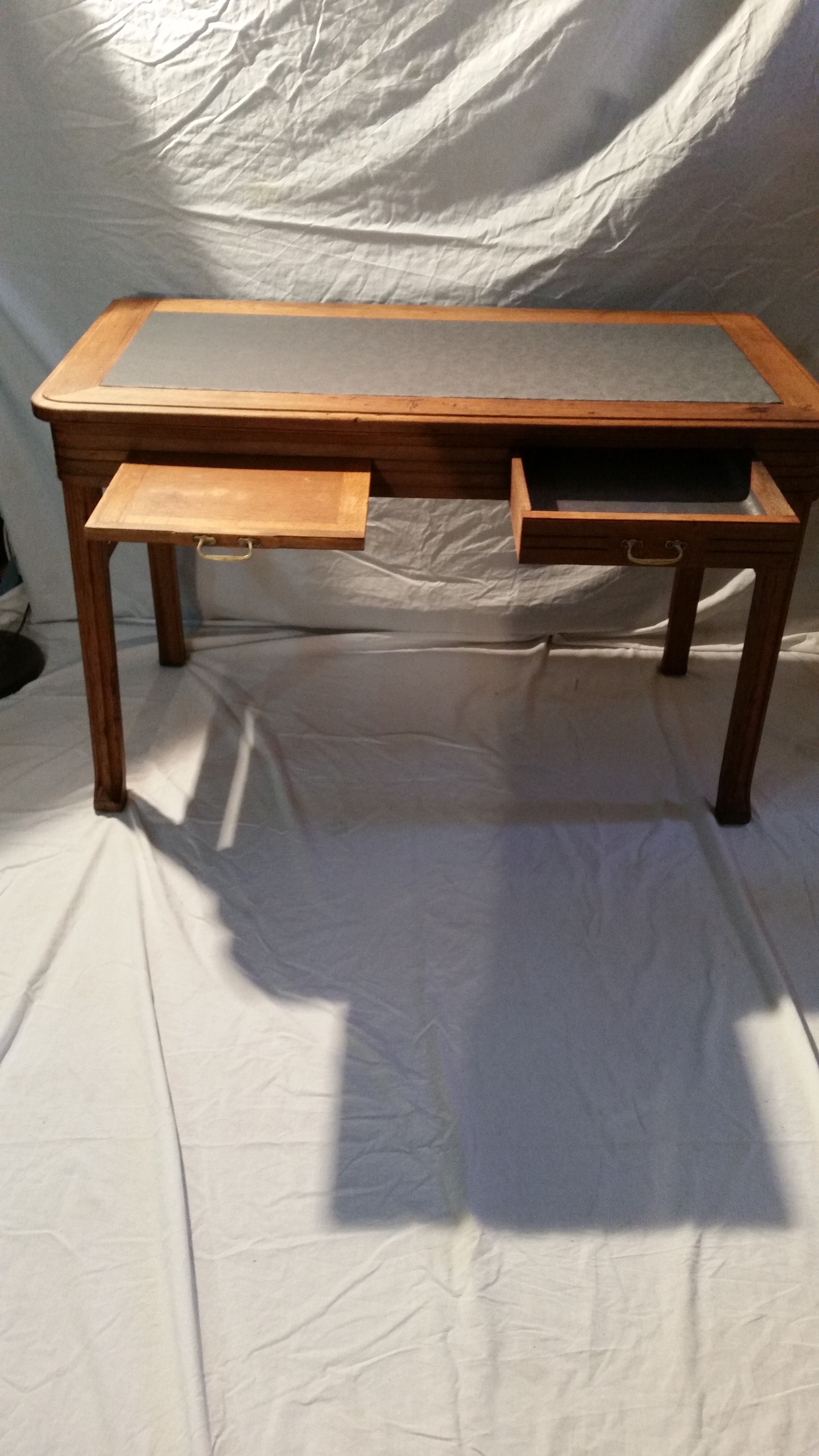 Bureau des années 30