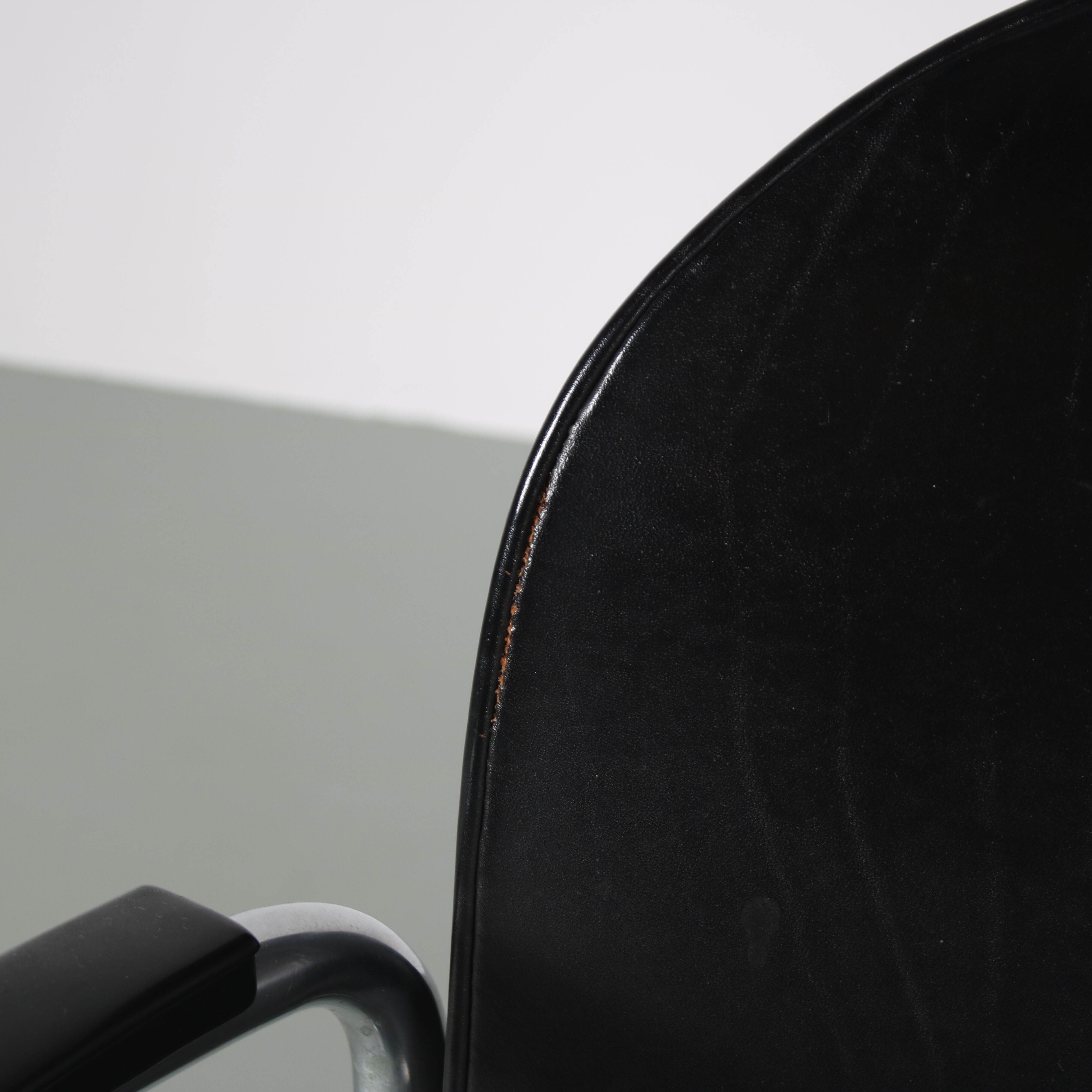 Fauteuil « 413 » par Gispen, Pays-Bas