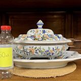 Soup tureen on its dish in Desvres earthenware, Rouen decor by Géo Martel
