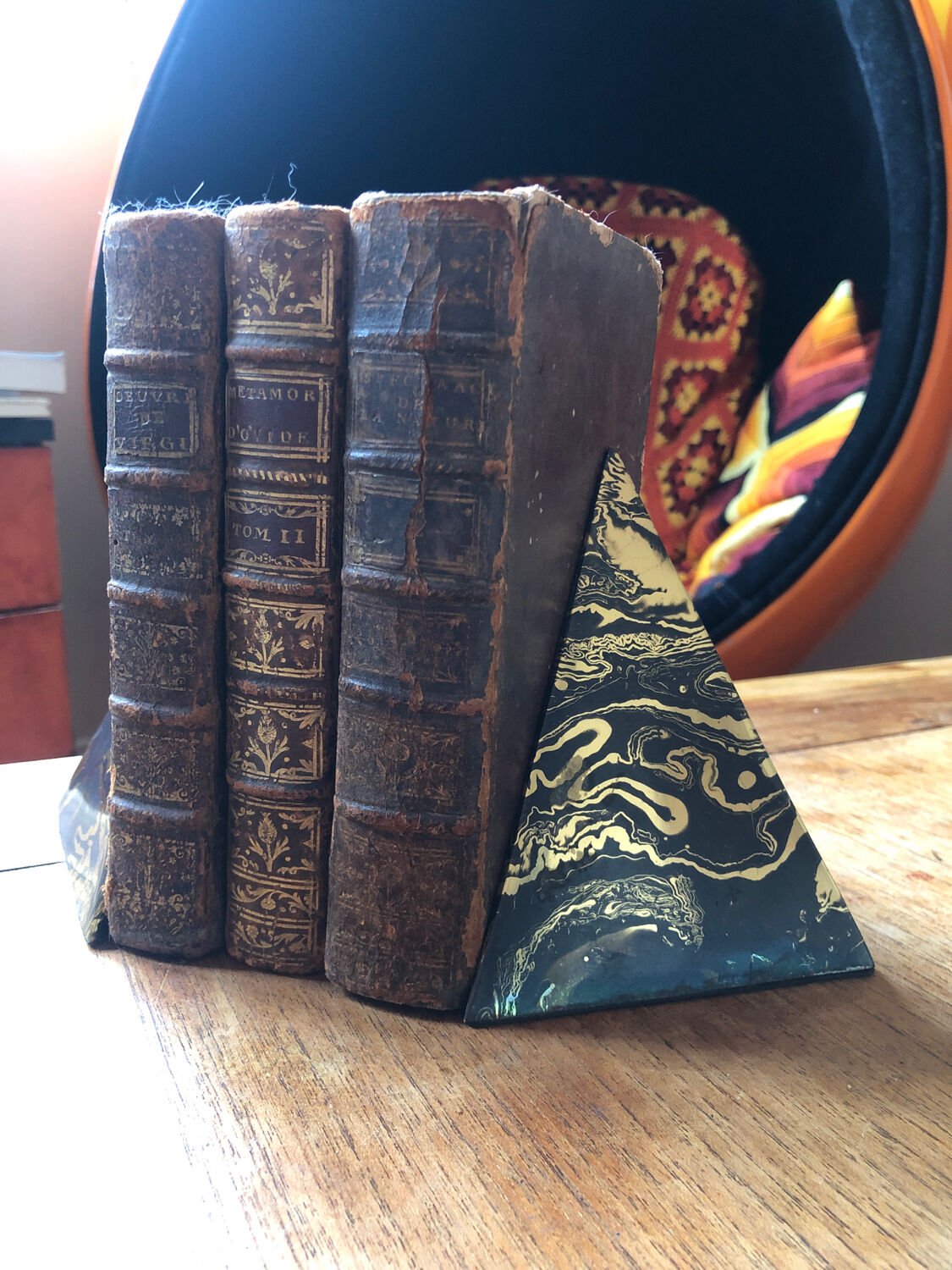 Marbled pyramids art deco bookends
