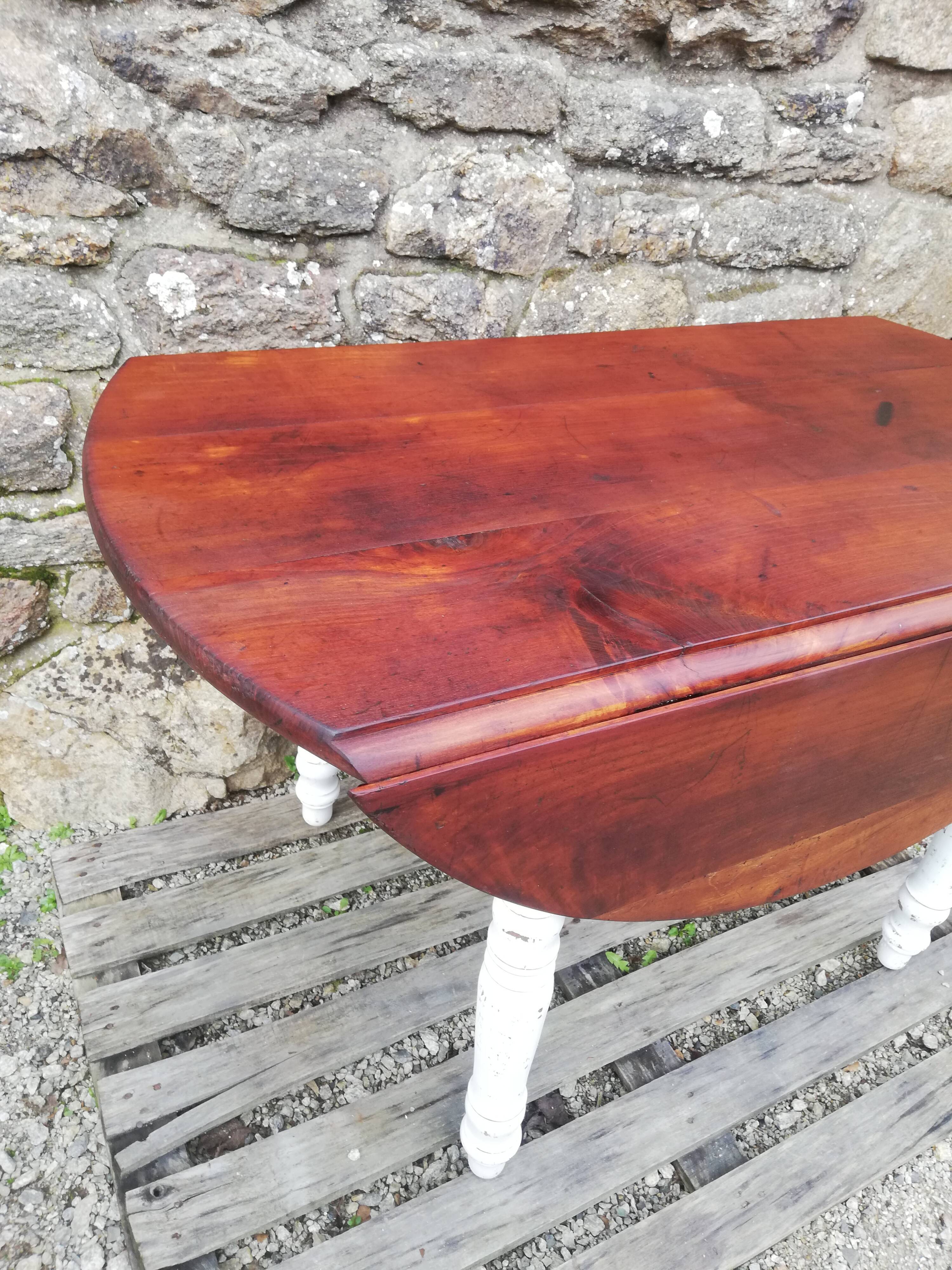 Round table you massive