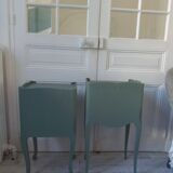 Mismatched vintage bedside tables, 1 drawer, 1 niche sublimated in smoky green.