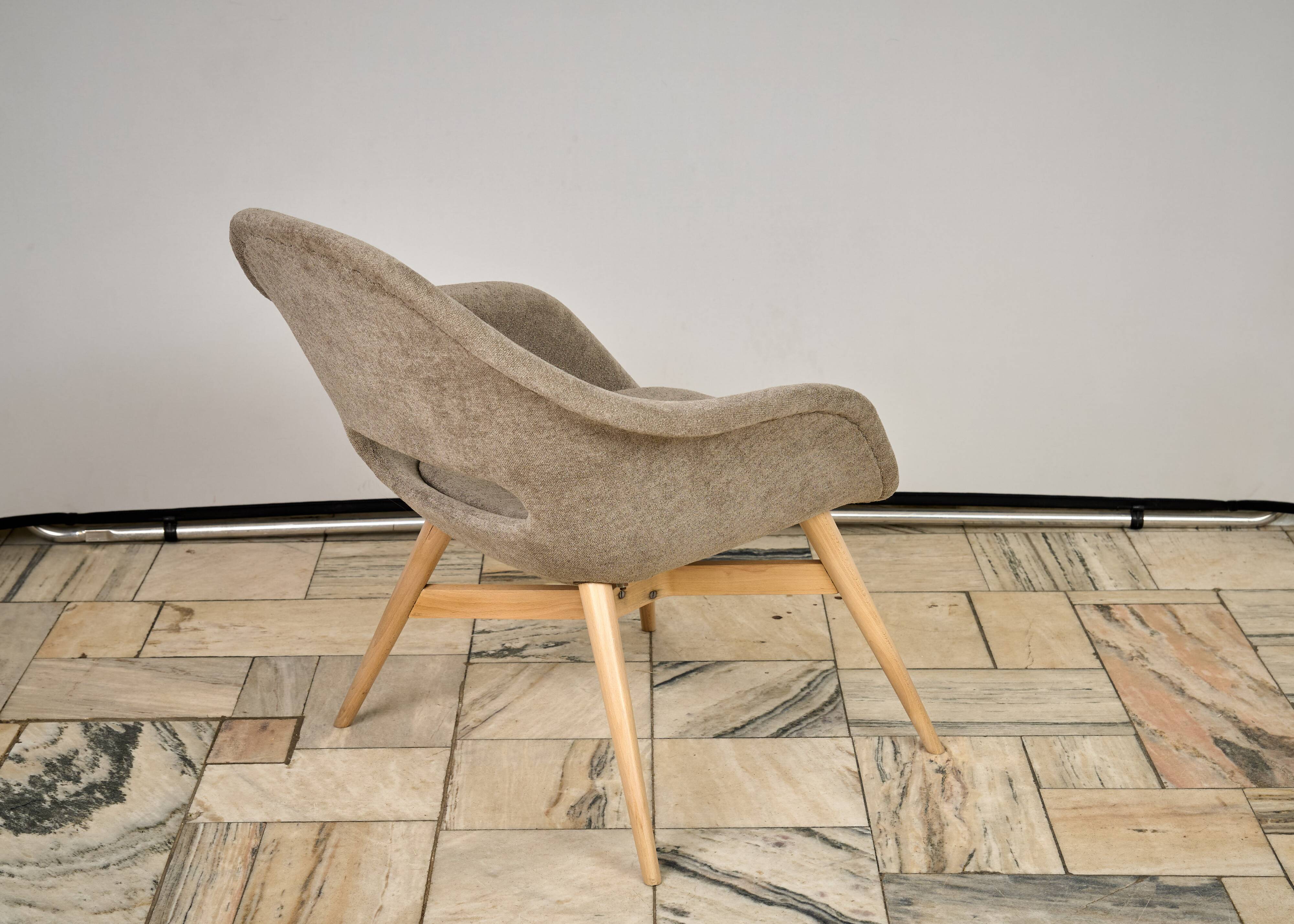 Shell Lounge Chair by Miroslav Navratil, 1960s, Czechoslovakia