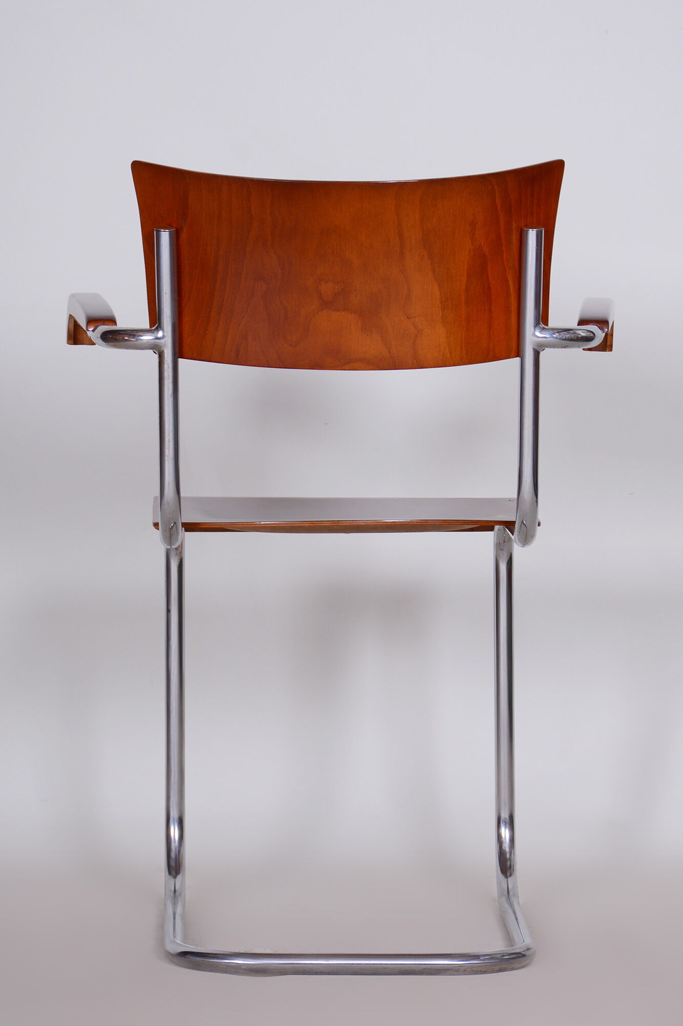 Set of Two Restored Bauhaus Armchairs, Mart Stam, Beech Plywood, Germany, 1930s
