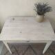 Petite table en sapin