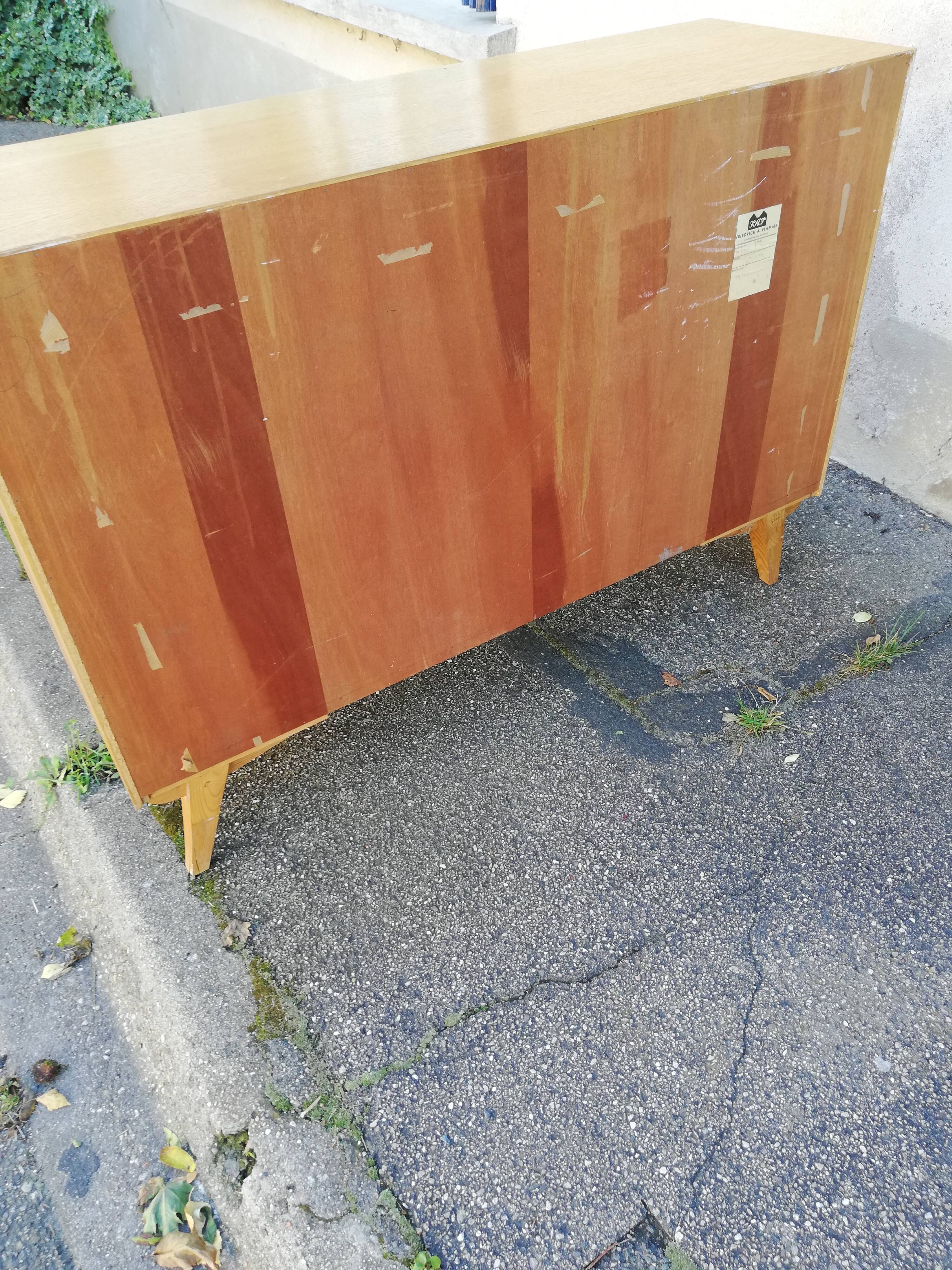 Vintage buffet 2 doors feet compass