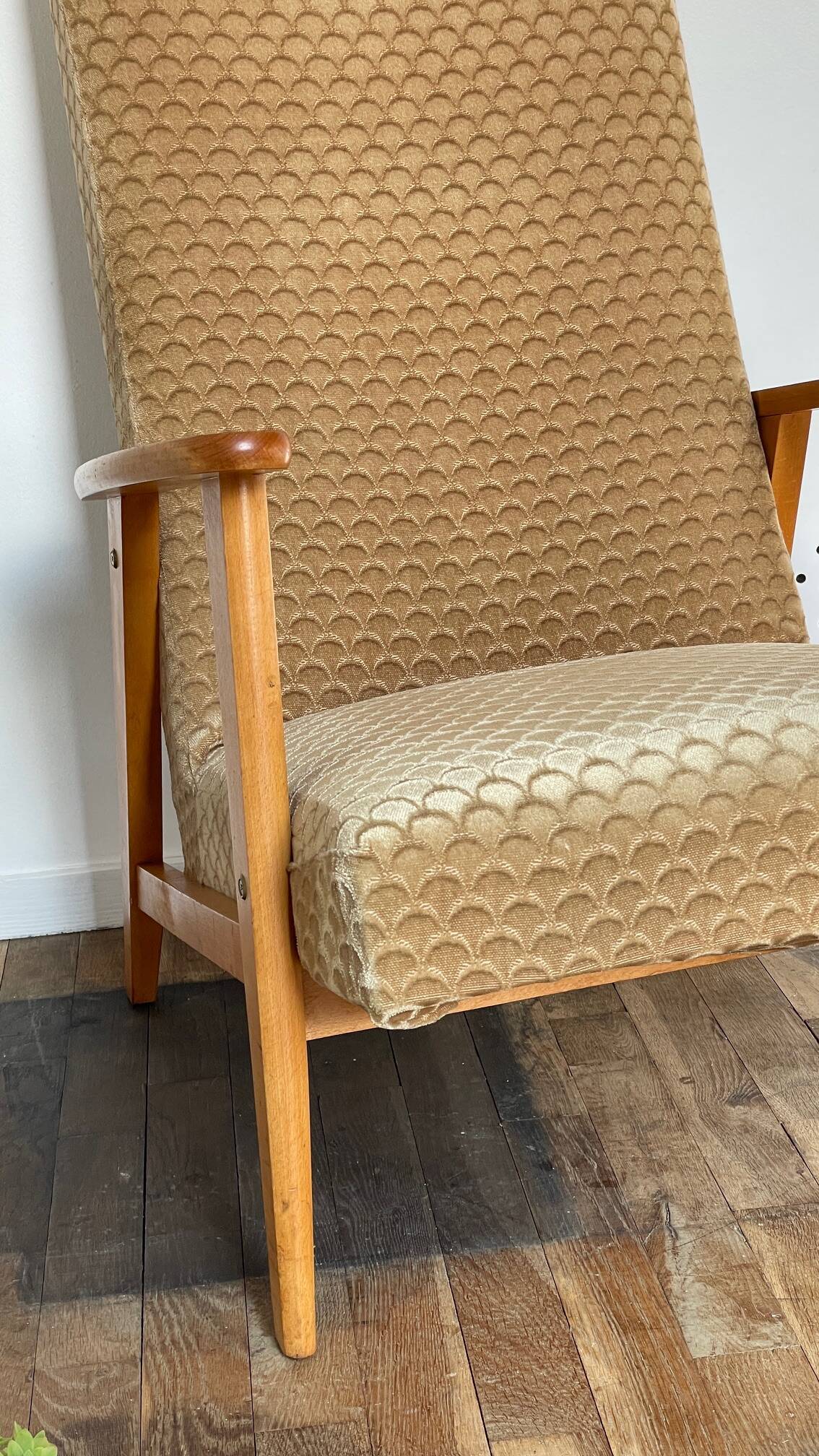 paire FAUTEUILS MANUCERE France Vintage