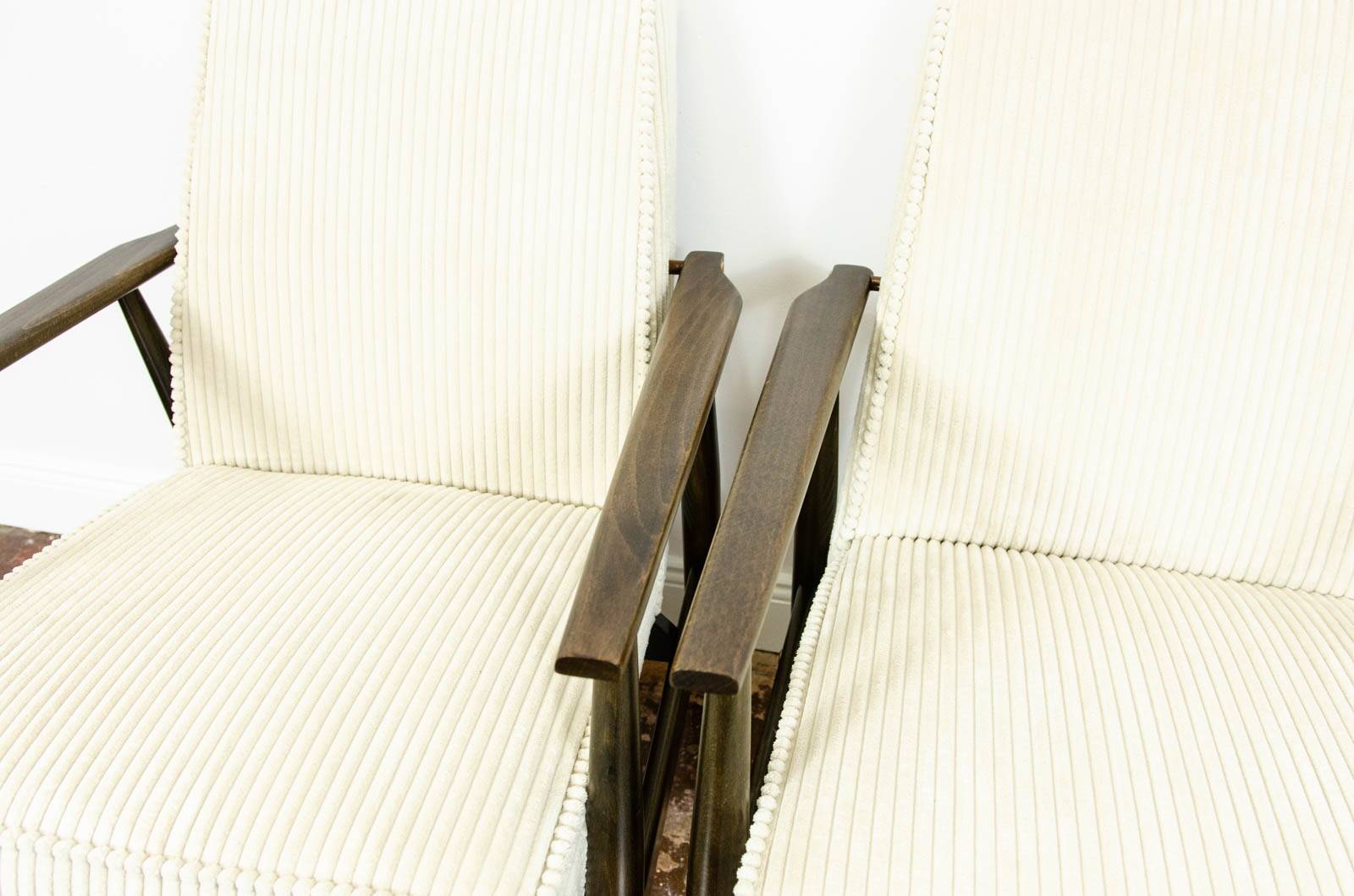 Type 300 190 Armchairs in Corduroy by H. Lis, 1960s, Set of 2