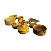 Lot of dishes 1960