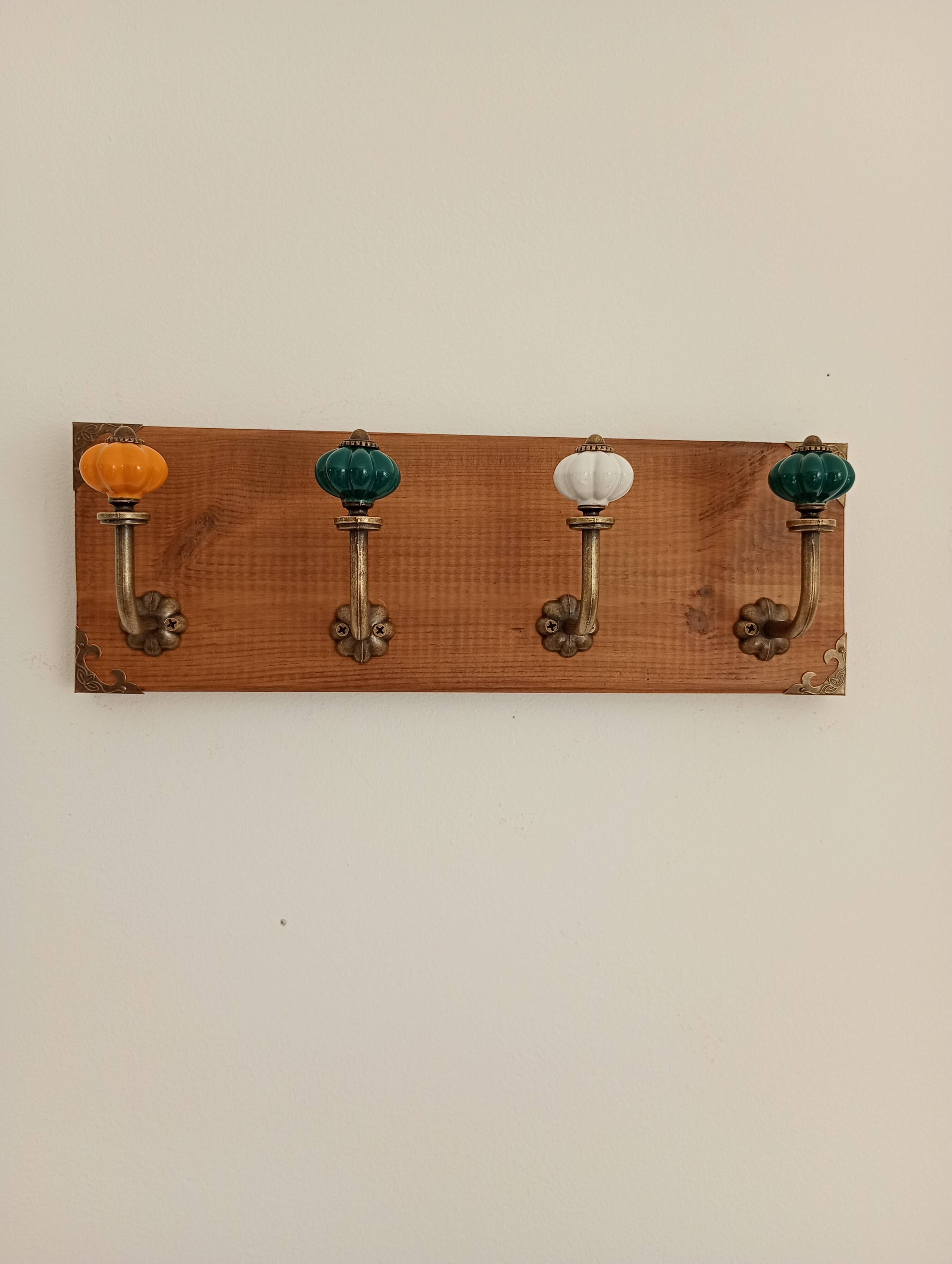 Vintage wall coat rack handmade - 4 ceramic hooks - 35 cm