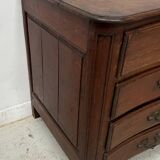 Louis XV chest of drawers in solid oak from the 18th century