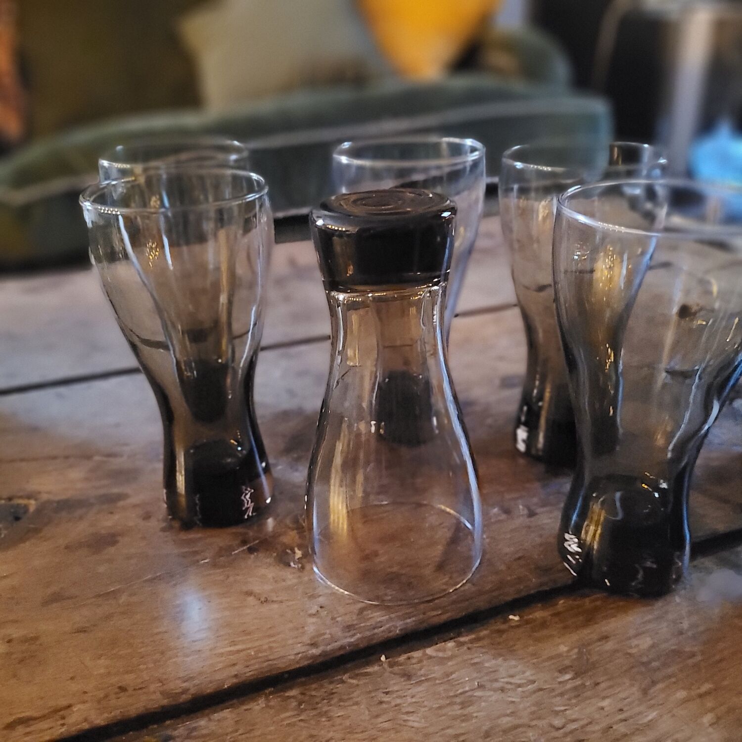Set of 8 long drink glasses in smoked glass from the 70s – 25 cl