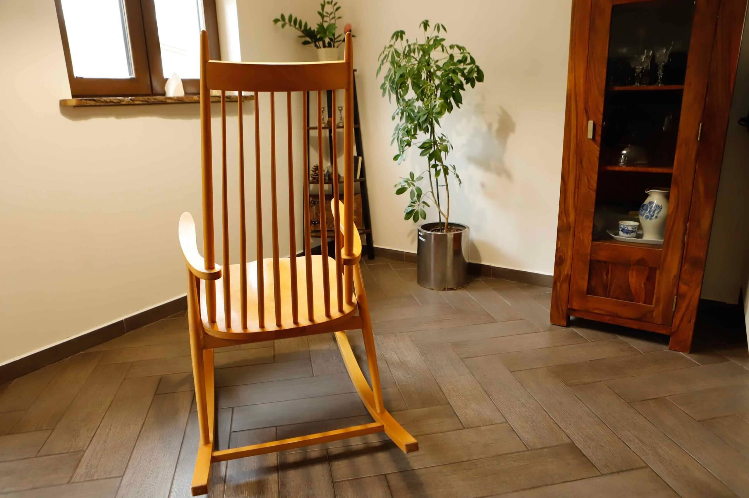 Varjosen Puunjalostus rocking chair