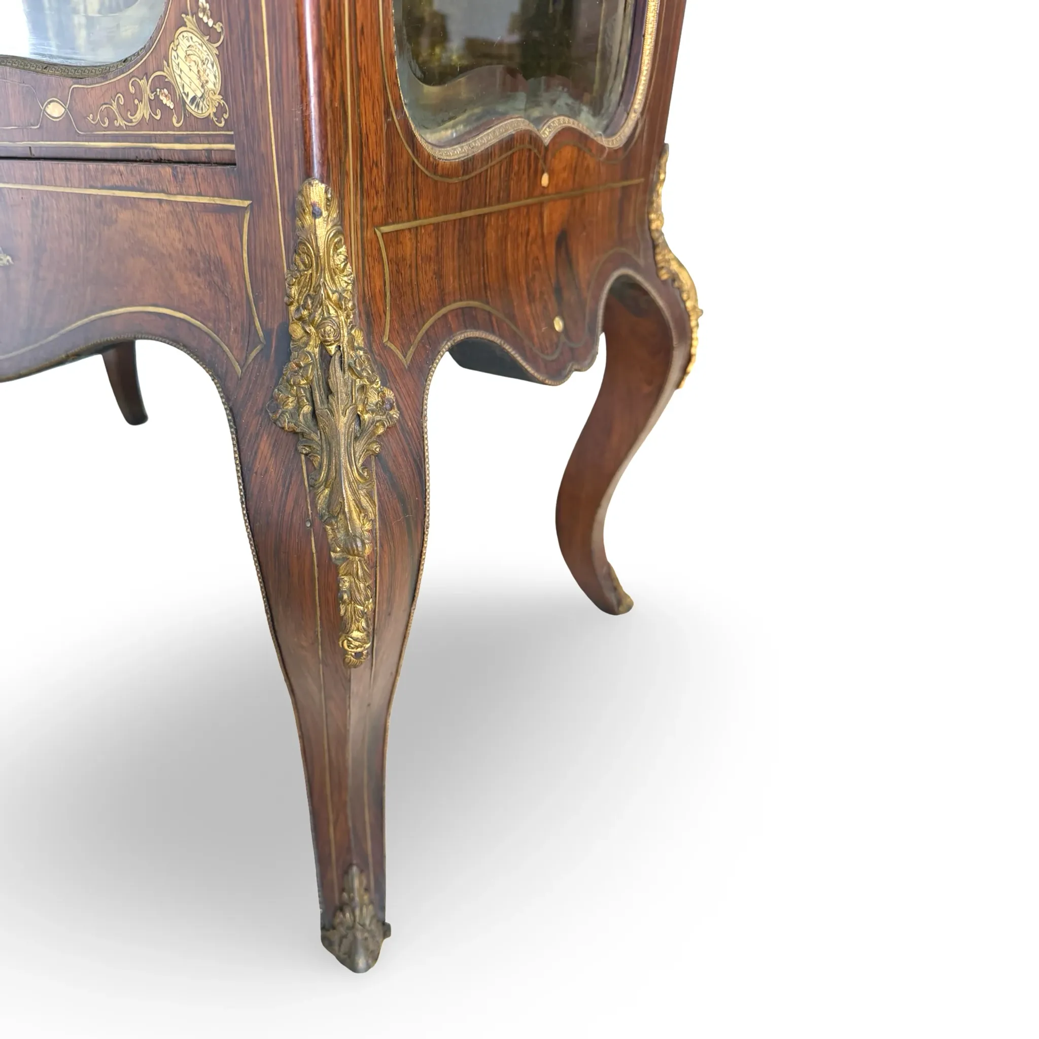 Elegant antique display cabinet, dating to 19th century