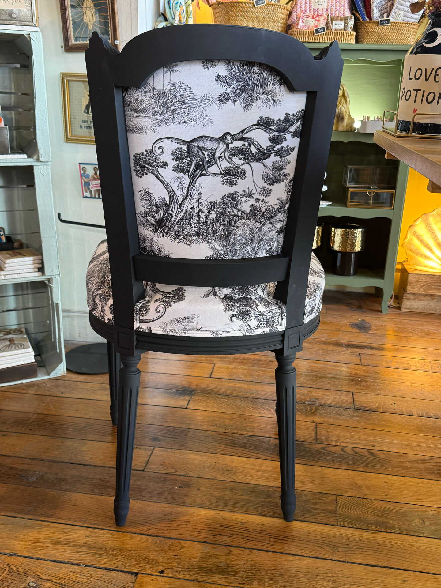 Corner chair Louis XVI - traditional upholstery