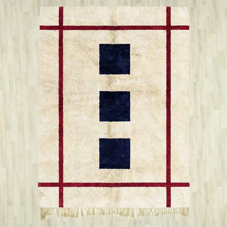 Traditional handmade wool rug in black and white with burgundy 250cmx150cm
