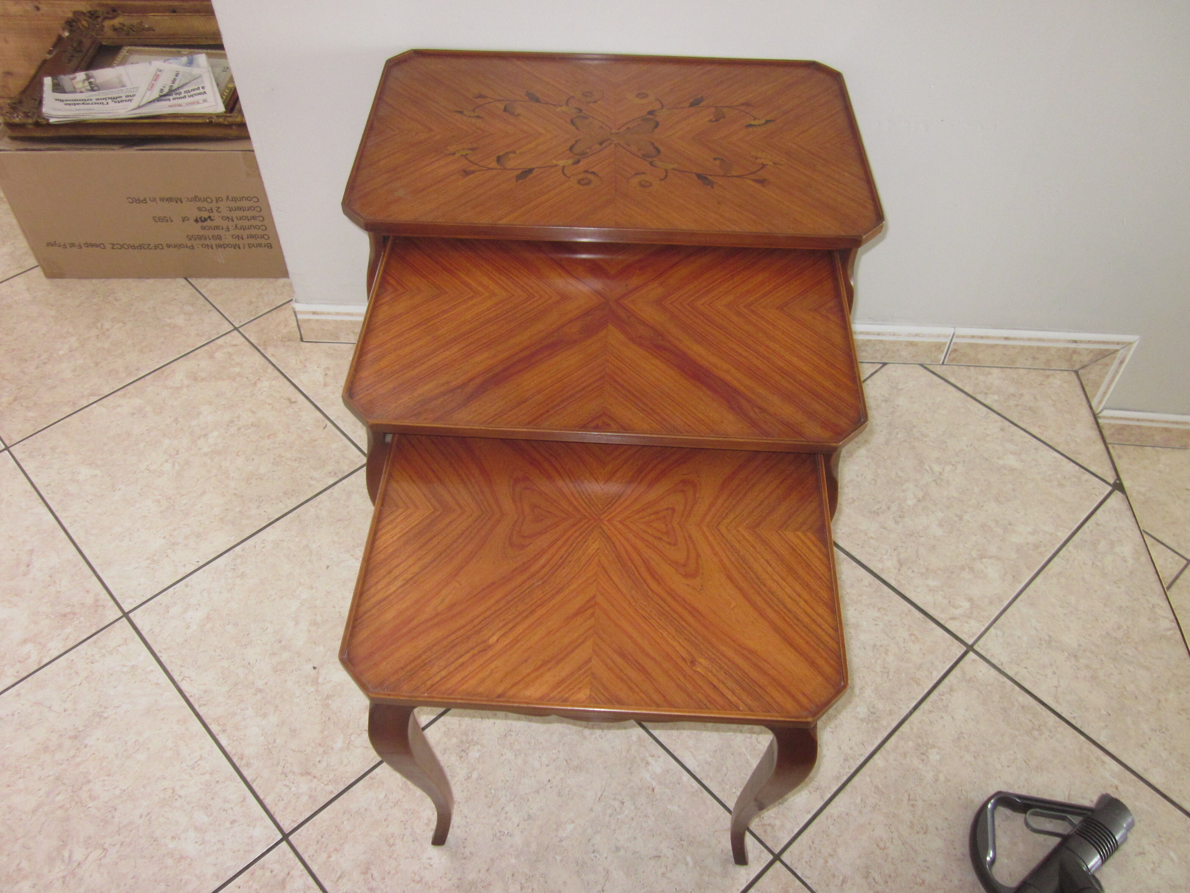 Trundle style tables