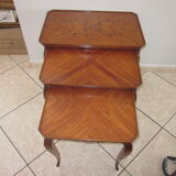 Trundle style tables