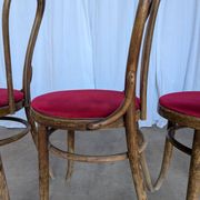 Set of 6 Vintage Bentwood Dining Chairs Set: 1970s , Red Uphols
