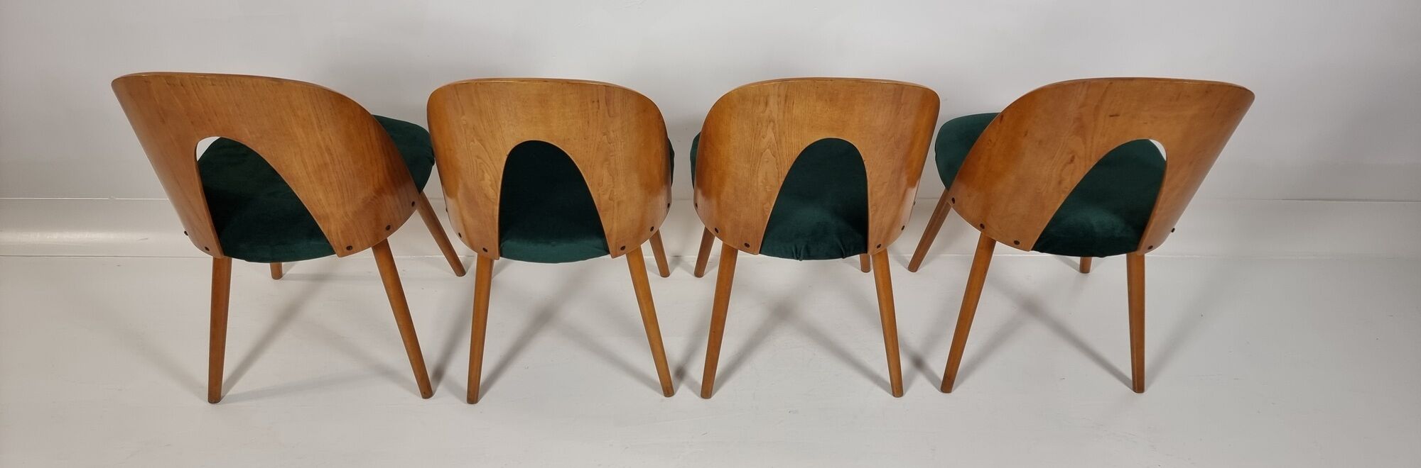 Dining Chairs by Antonín Šuman for Tatra, 1960s, Set of 4