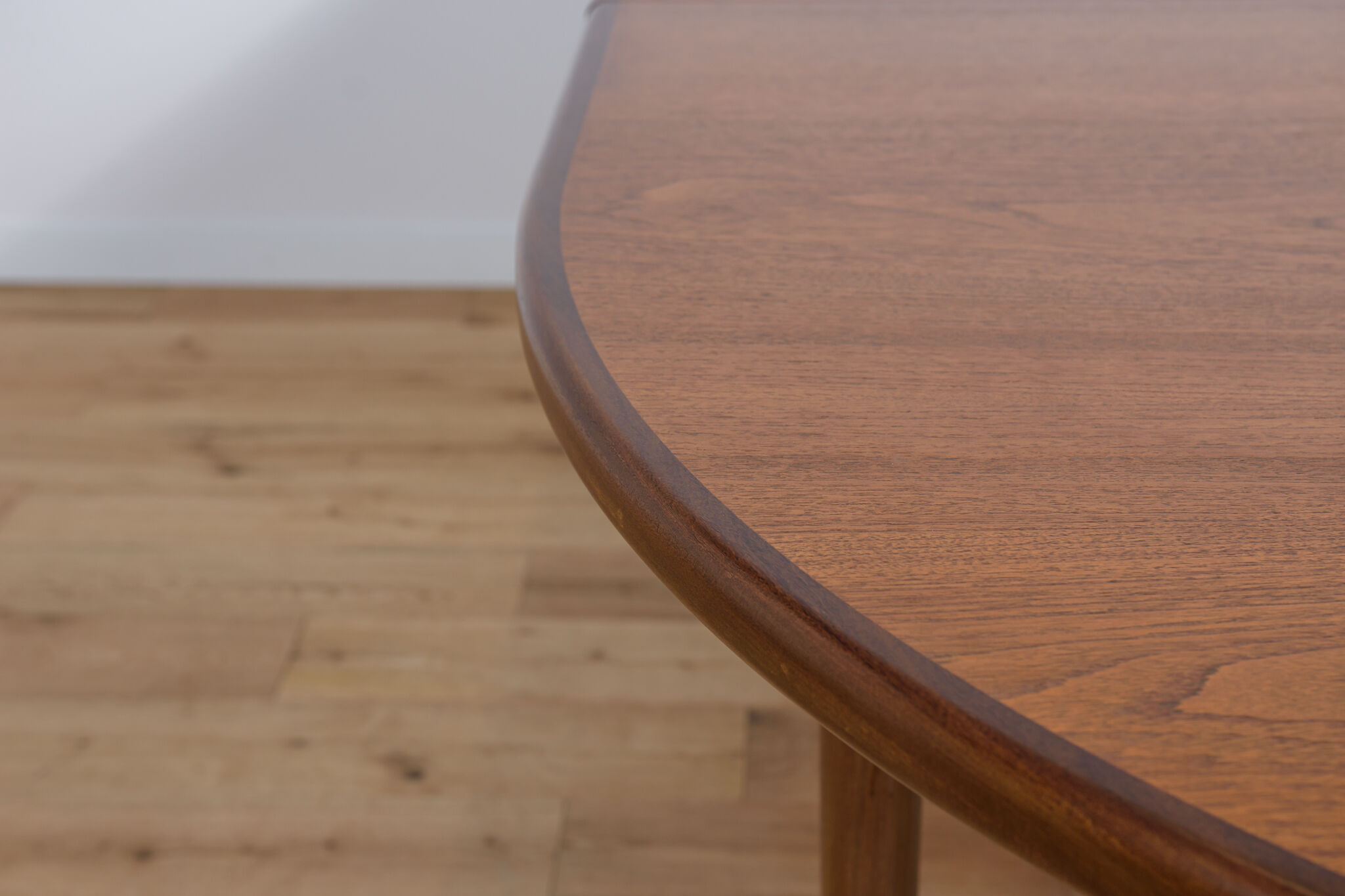 Mid-Century Oval Dining Table in Teak from G-Plan, 1960s