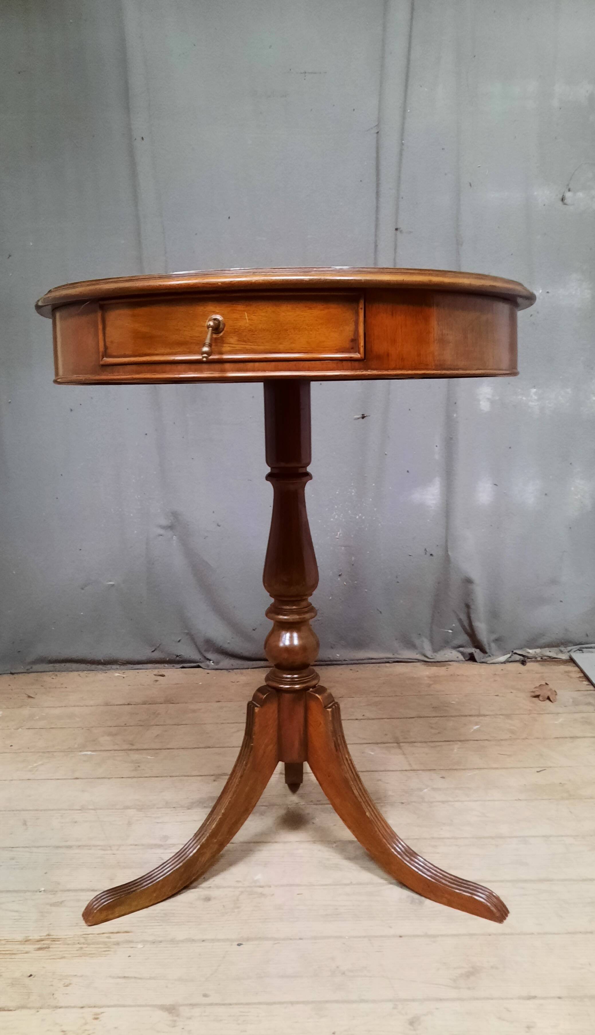 English pedestal table