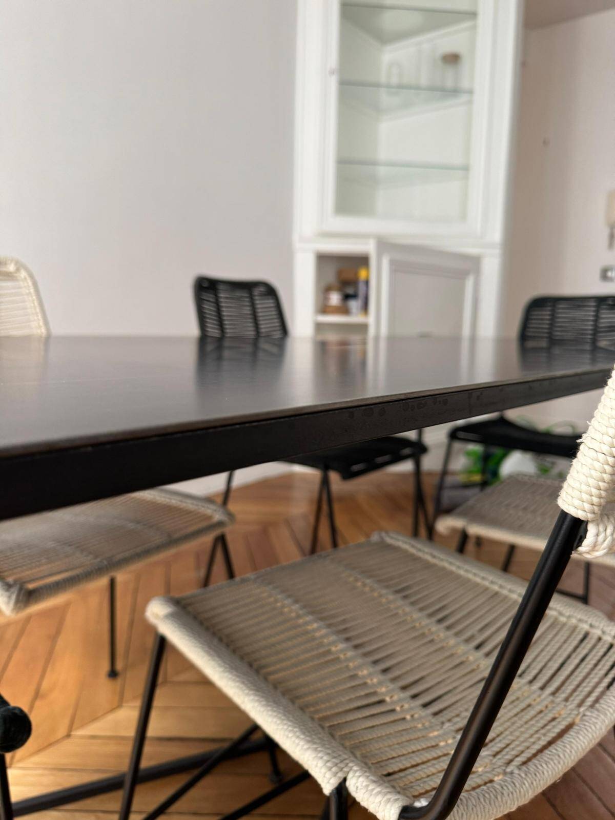 XIRA Caravan metal dining table