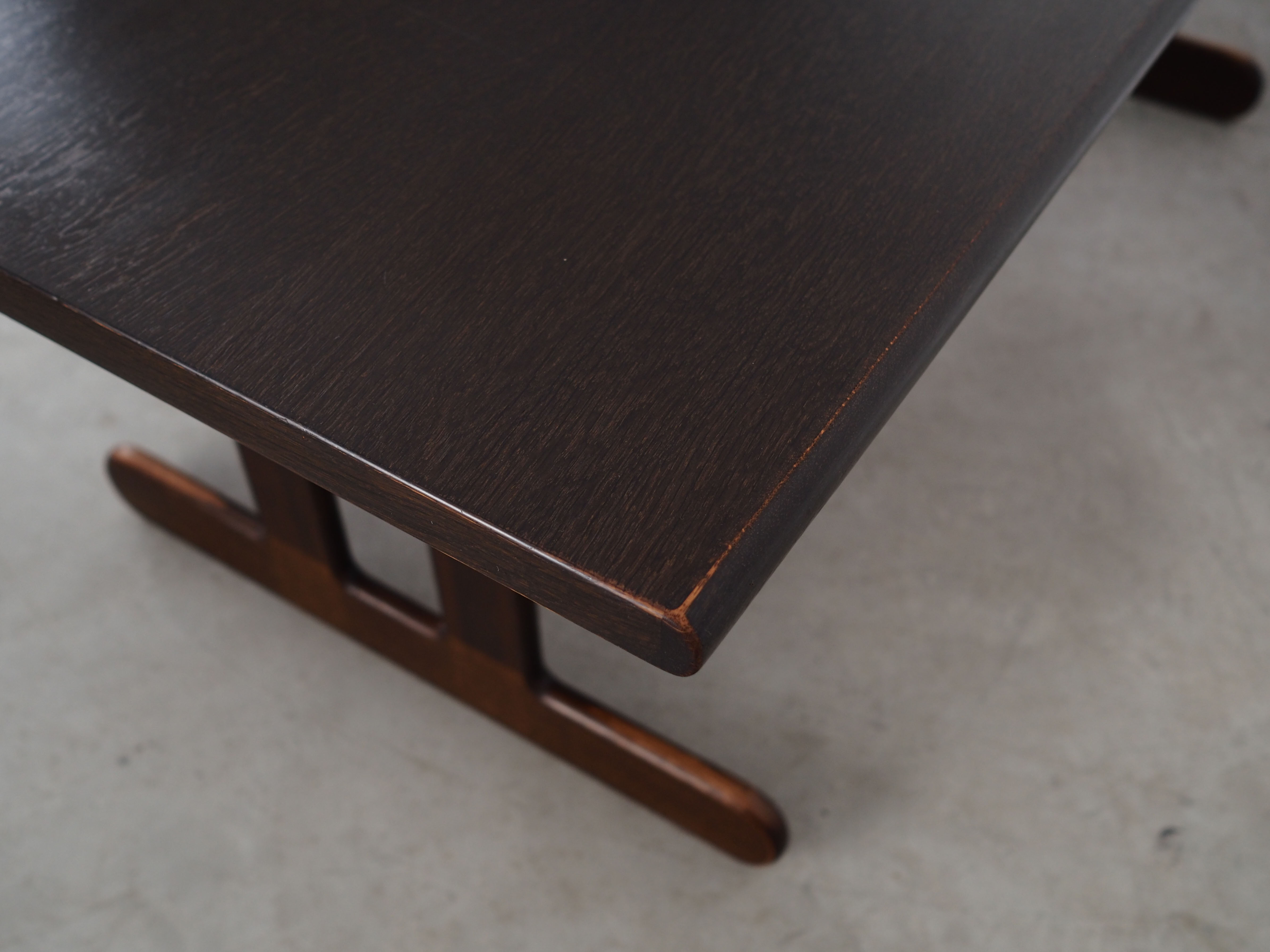 Oak table, Danish design, 1970s, production: Denmark