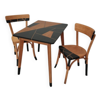 Ensemble table et chaises bistrot