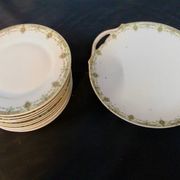 Service à dessert en porcelaine de limoges 13 pièces