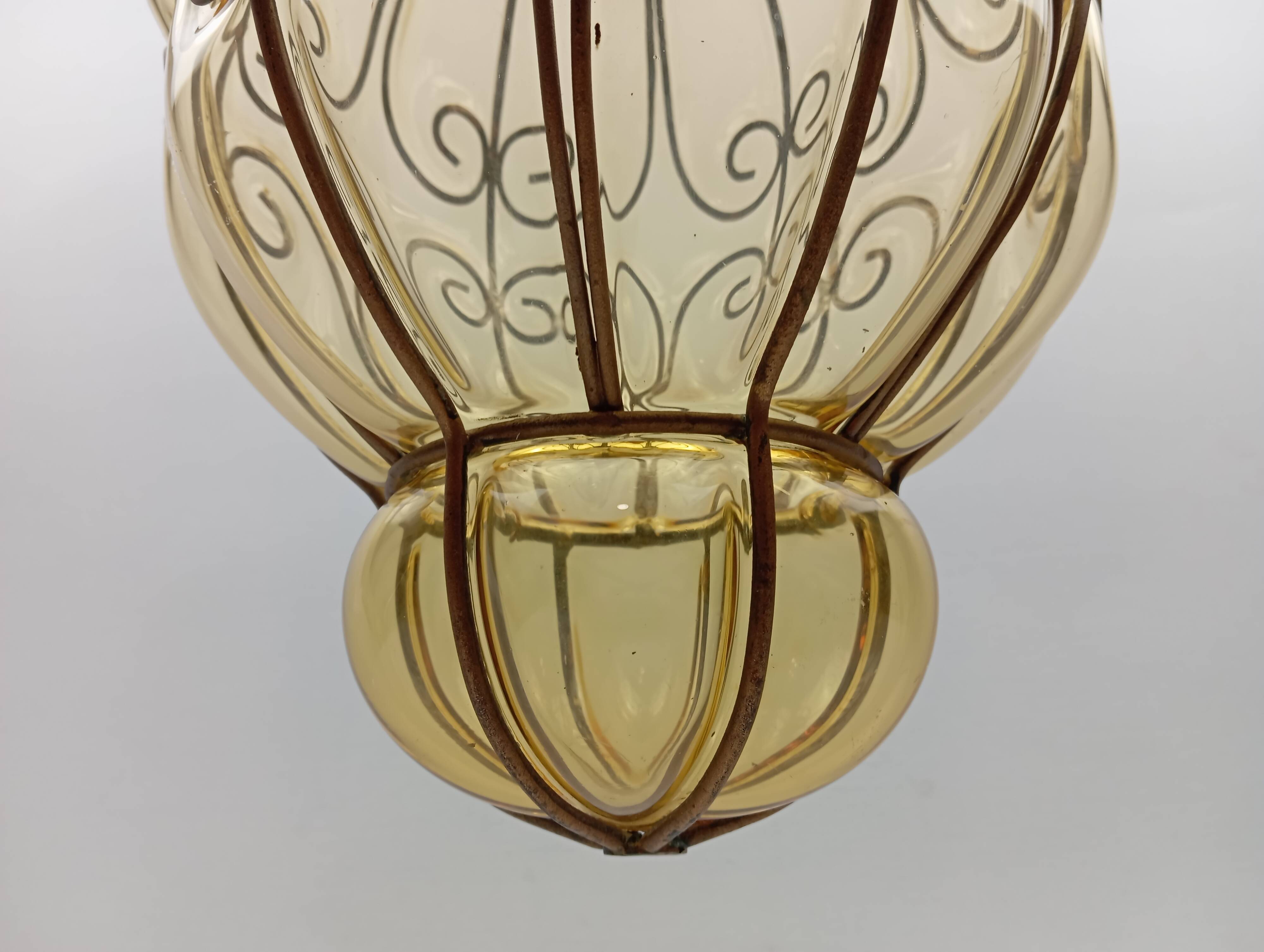 Vintage venetian pendant lamp in caged blown murano glass