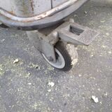 Industrial workshop maid