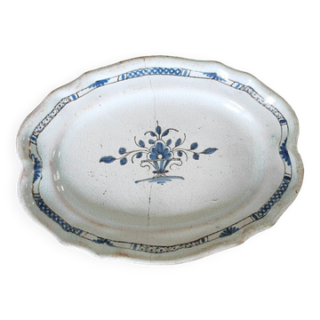 Black dish