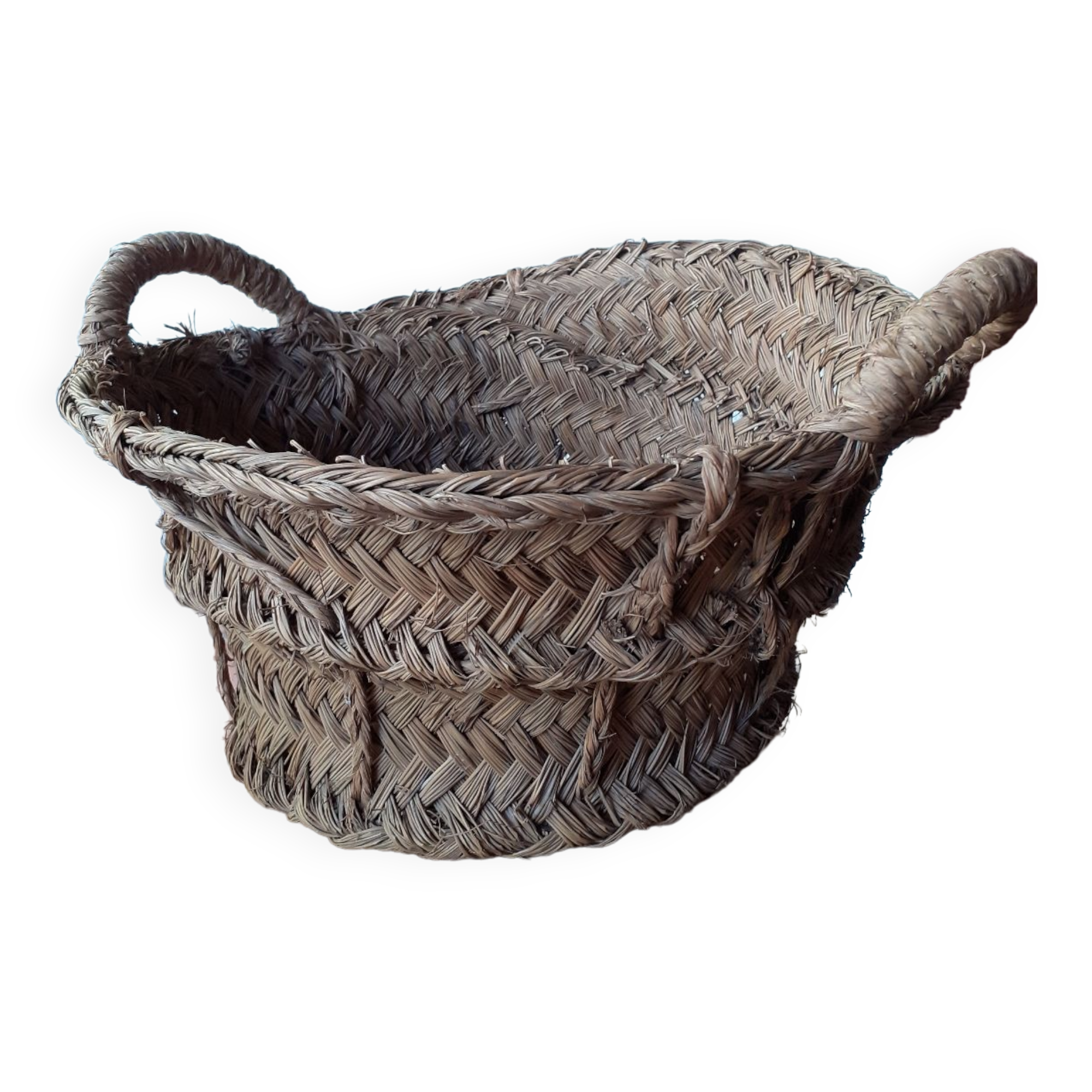 Basket in wicker
