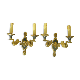 Paire d'appliques "Aux cygnes" par la maison Lucien Gau à Paris