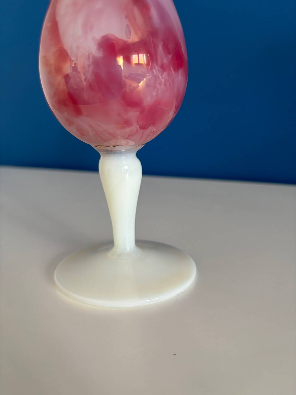 Vase opaline rose marbre