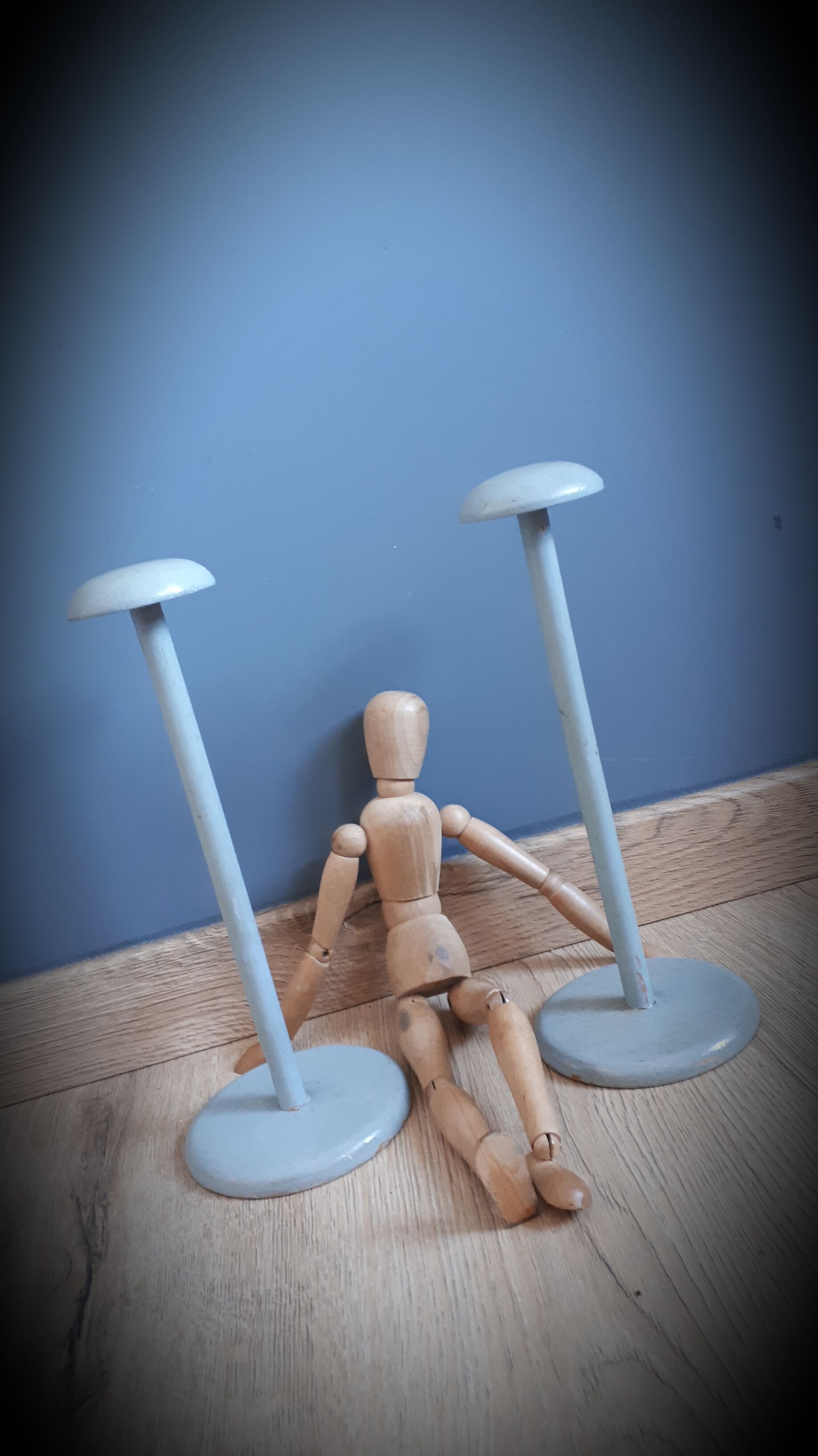 old hat holder (mint green)