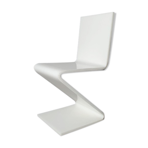 chaise en zigzag lucite blanche années 1970