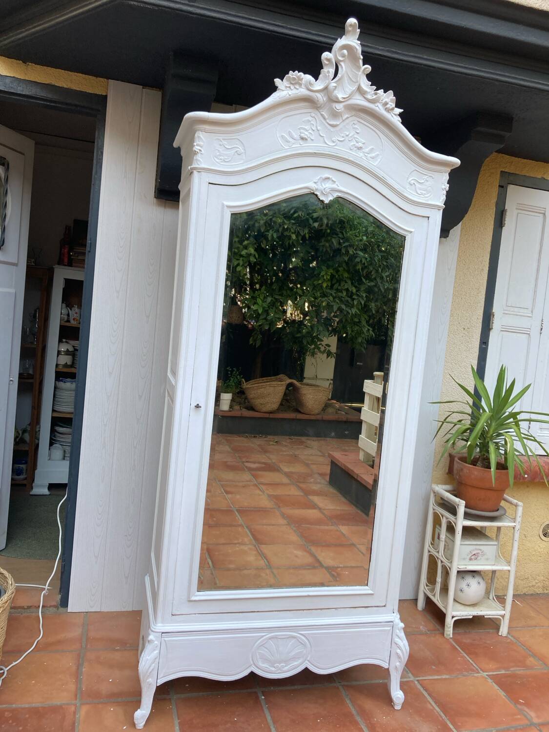 Bonnetiere old wardrobe