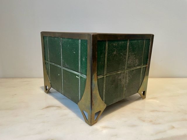 Pot cover in sheet metal and brass Art Nouveau Vienna Secession.