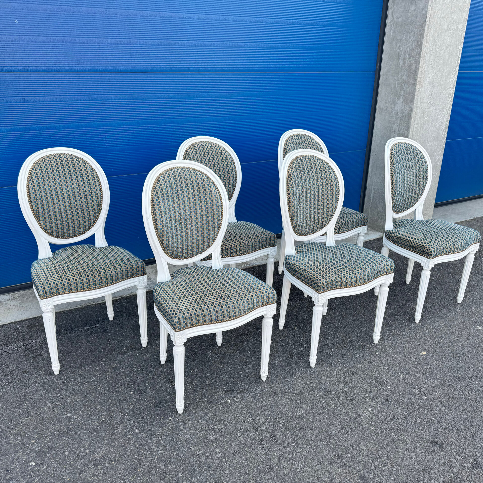 Set of 6 Louis XVI style Medallion chairs