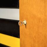 Buffet Jiri Jiroutek tiroirs jaunes