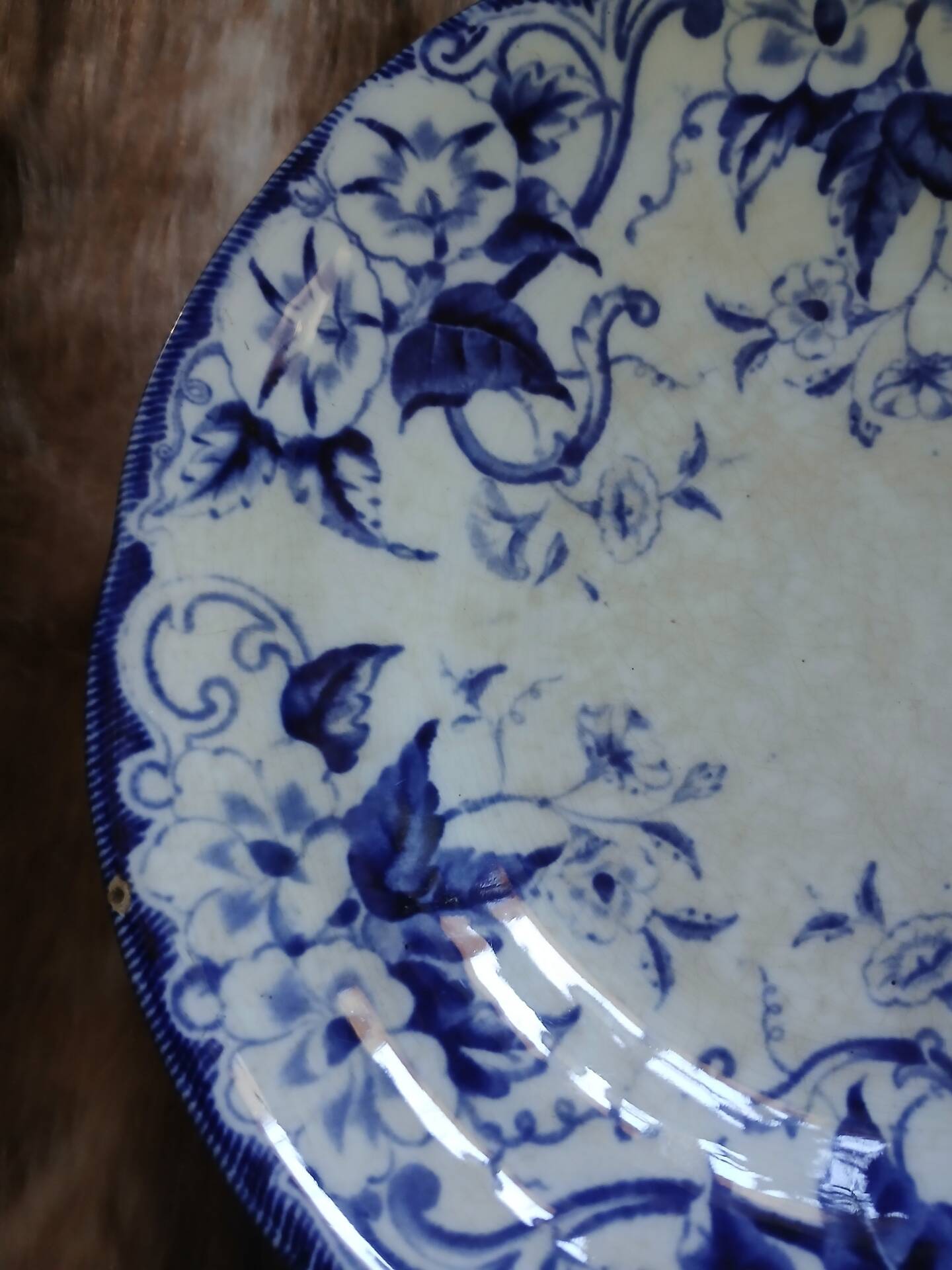 2 antique compotiers in Creil and Montereau ironstone.