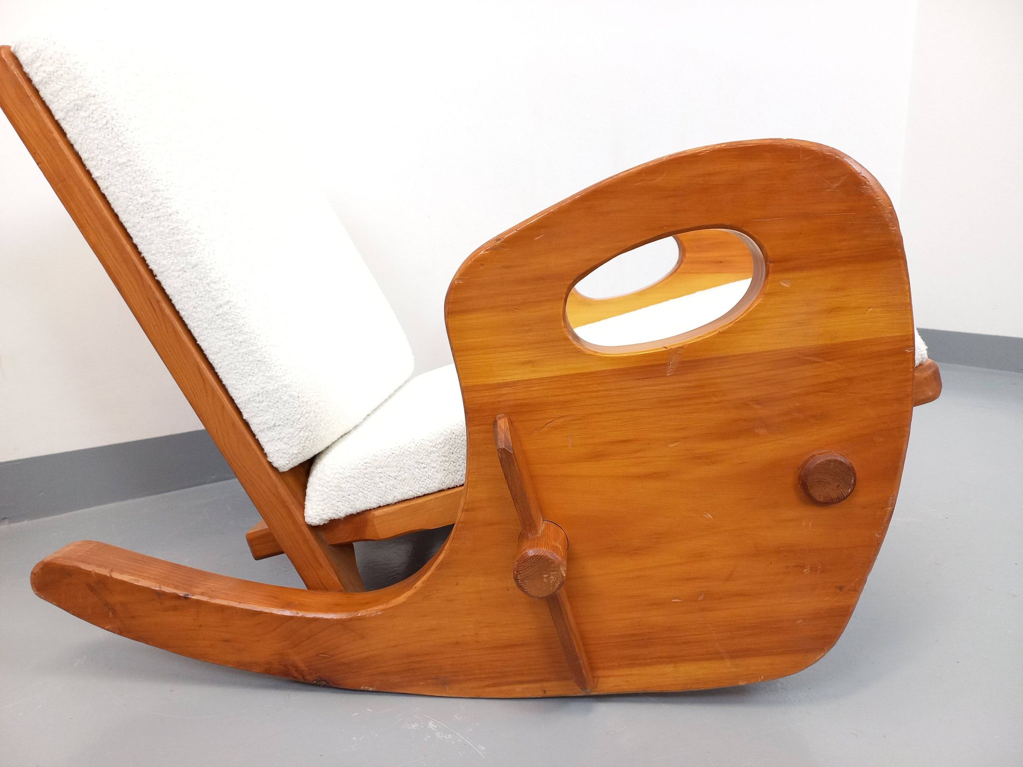 Brutalist rocking chair "sled" vintage