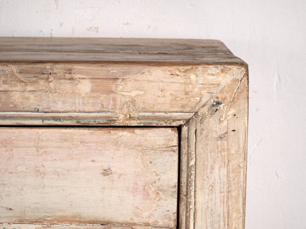 Buffet ancien peint en bois de pin – Chine, vers 1900