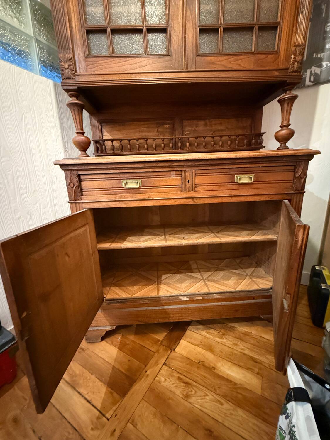 Sideboard