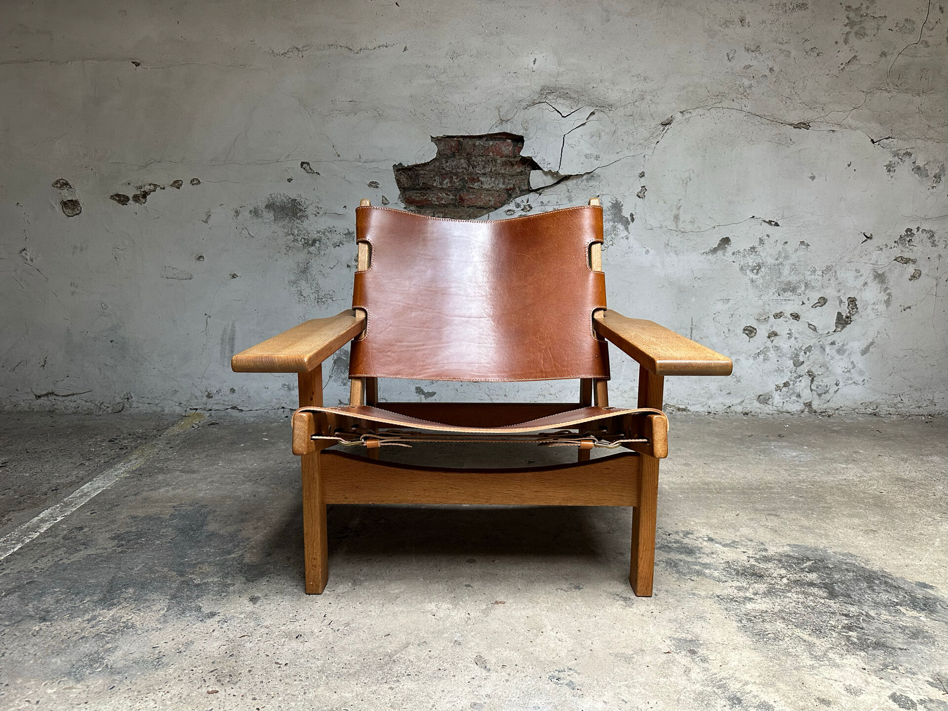 Fauteuil de chasse Kurt Østervig design danois chêne cuir